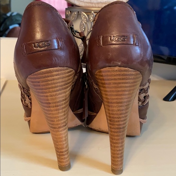 Maliha UGG Heels ✨RARE✨ - Picture 2 of 7